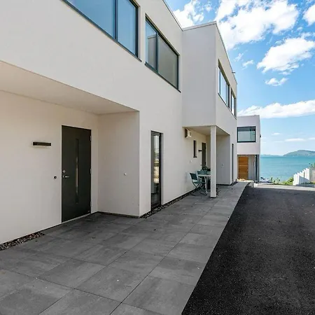By The Sea - Boat, Firepit & 750 Mbps Wi-fi Holiday home