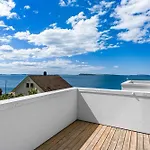 Casa vacanze By The Sea - Boat, Firepit & 750 Mbps Wi-fi Jørpeland